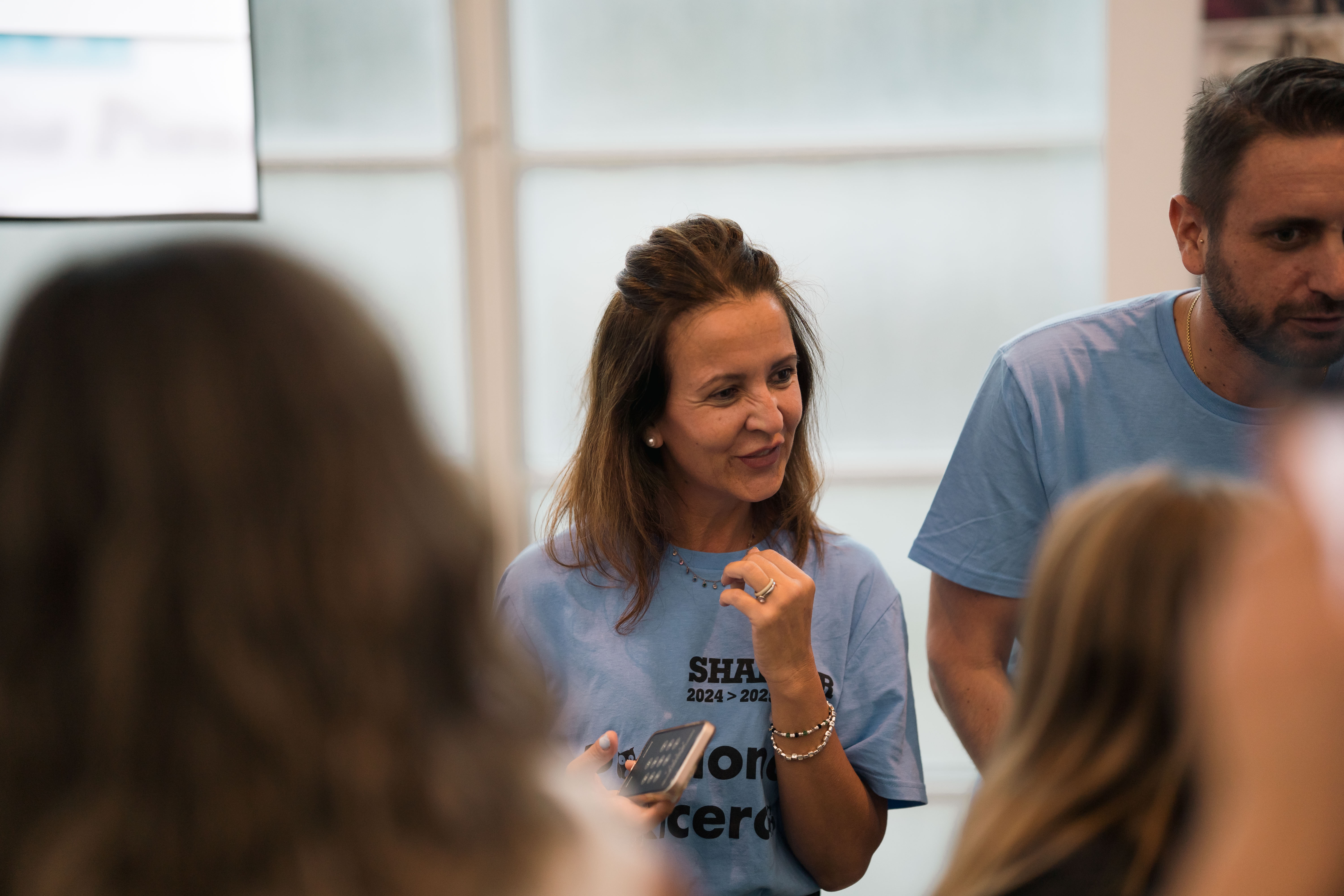 Docenti del Dipartimento di medicina veterinaria di Sassari spiegano le funzioni dell'Ospedale Didattico Veterinario durante la SHARPER- Notte europea dei ricercatori