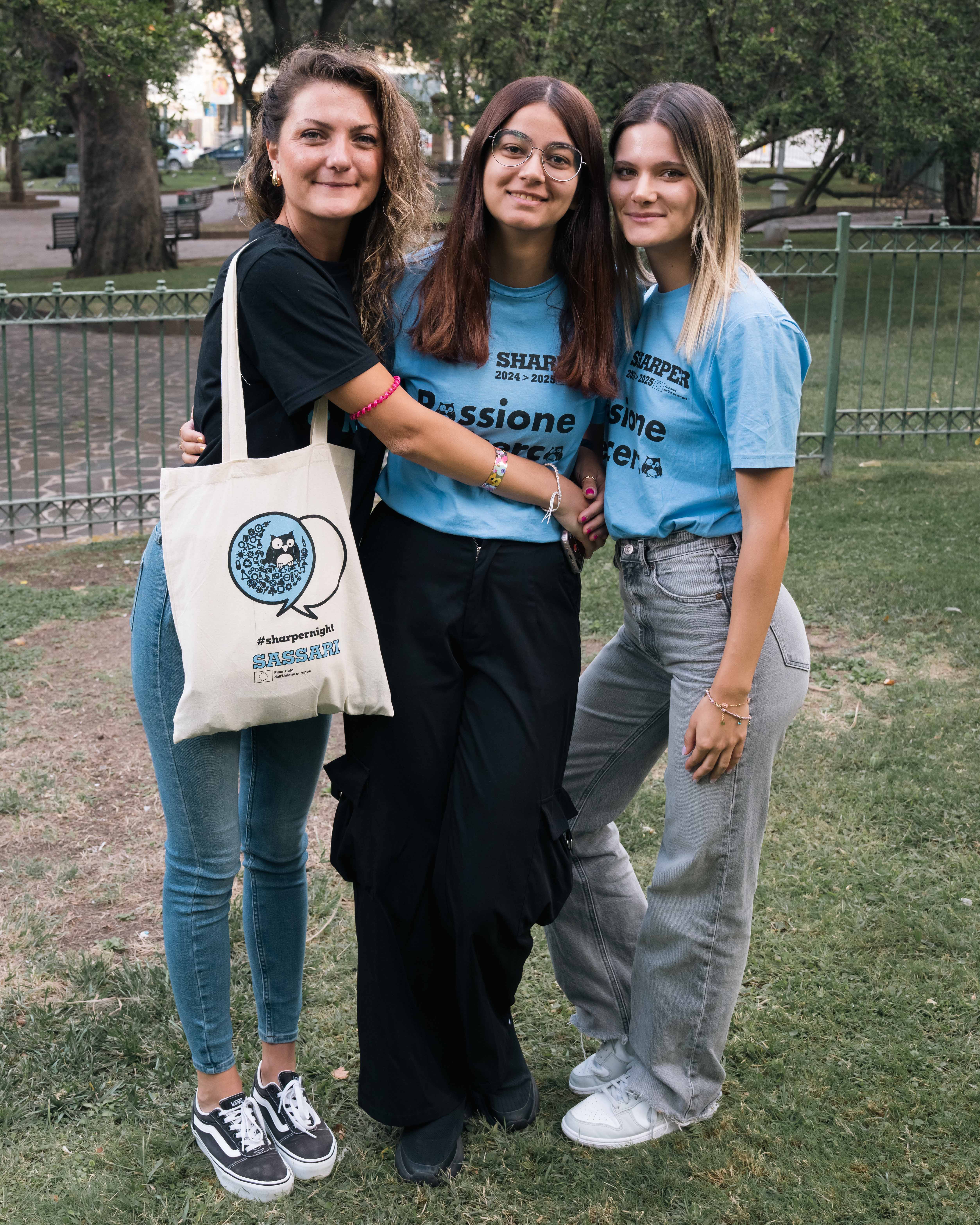 Studentesse e ricercatrici del Dipartimento di Medicina Veterinaria durante la SHARPER - Notte Europea dei Ricercatori 